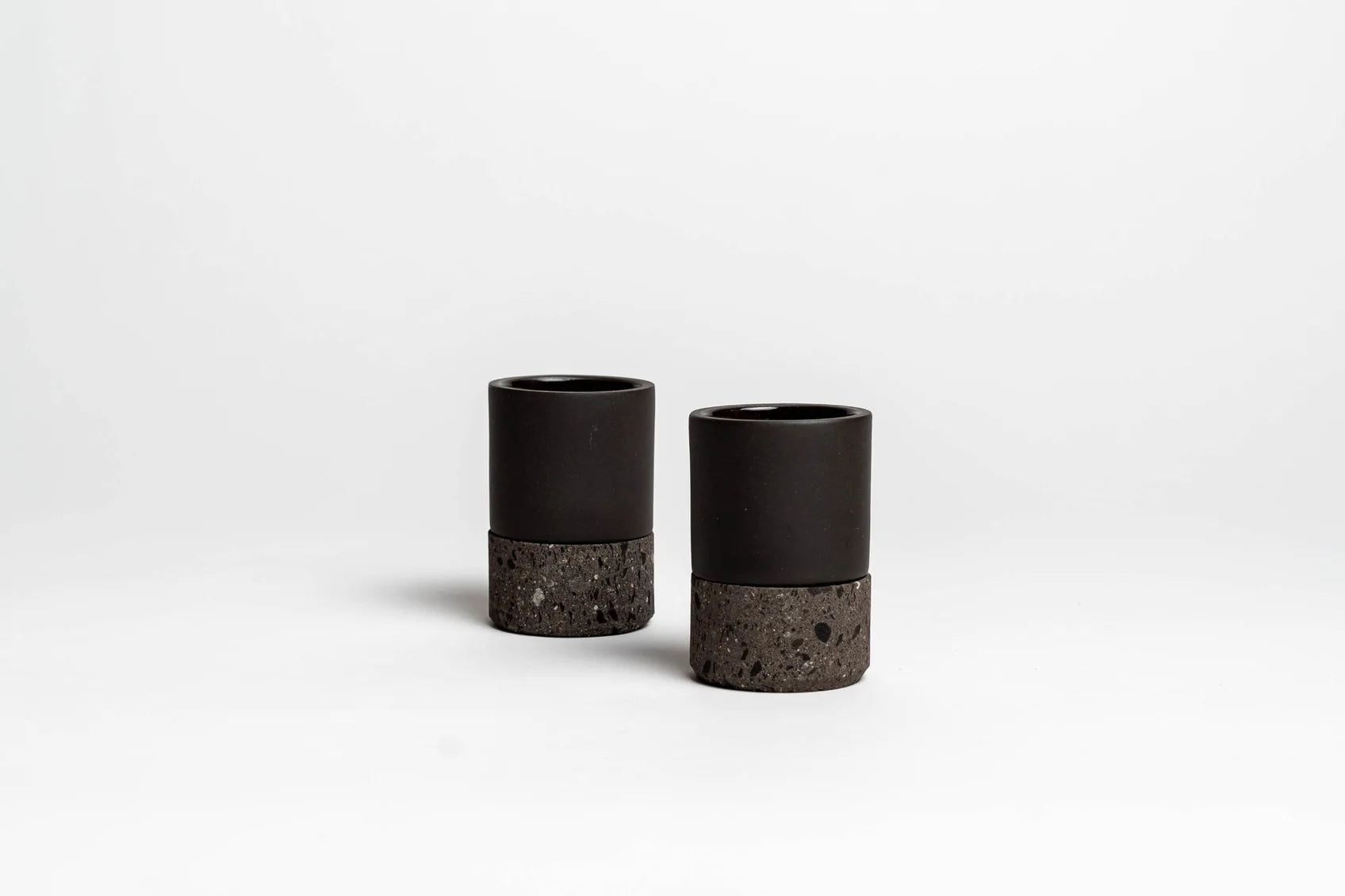Mezcalitos – Set of 2 Black clay Espresso or Mezcal cups with stone base
